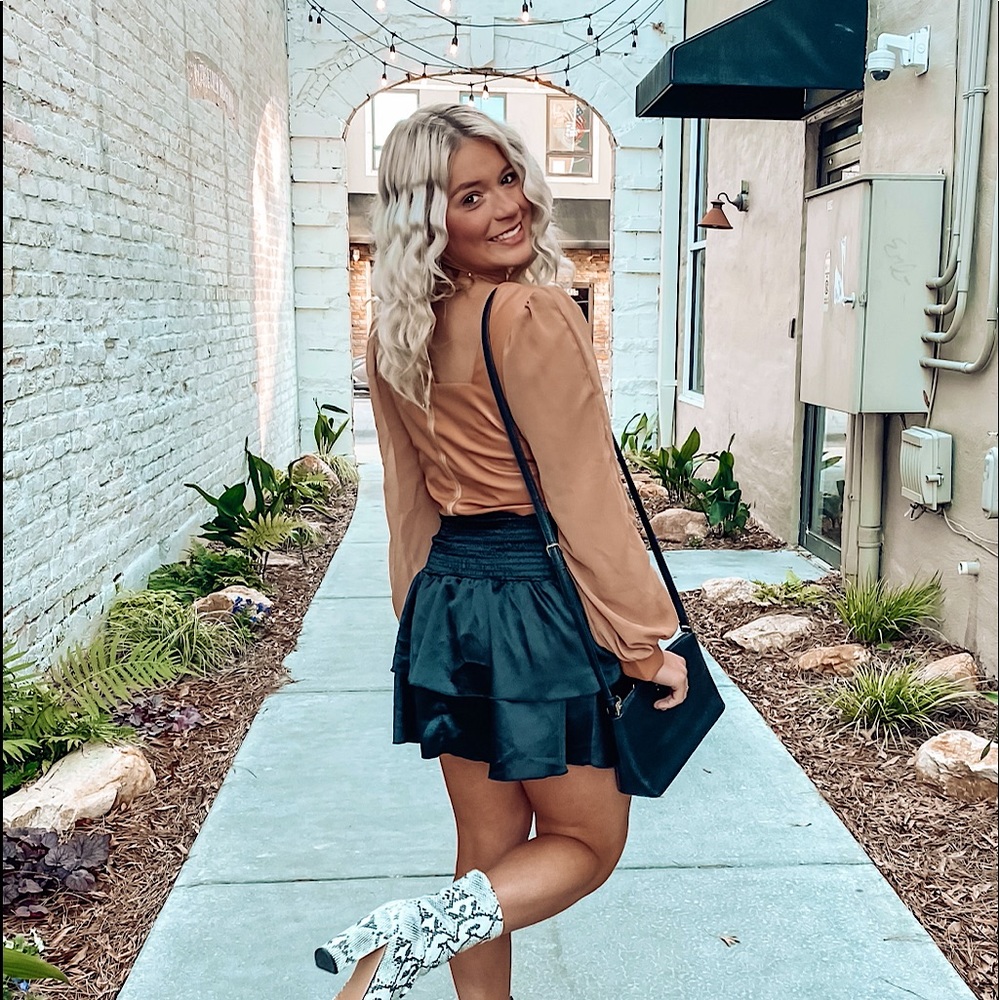 Meet your Posher, Bella